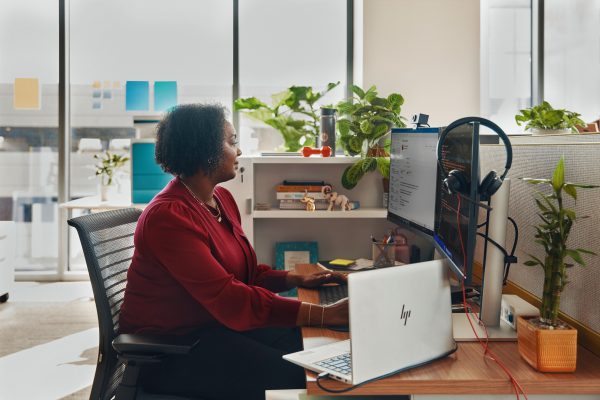 Poly Auriculares estéreo Blackwire 3325 con certificación Microsoft Teams USB-C + Conector de 3,5 mm + Adaptador USB-C/A - Imagen 4