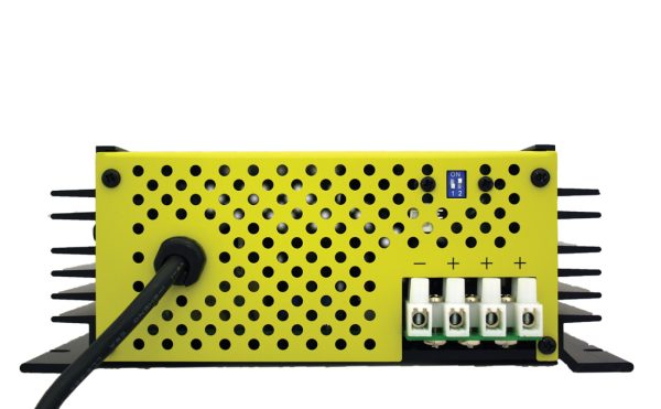 Samlex SEC-1230UL cargador de batería Corriente alterna - Imagen 2
