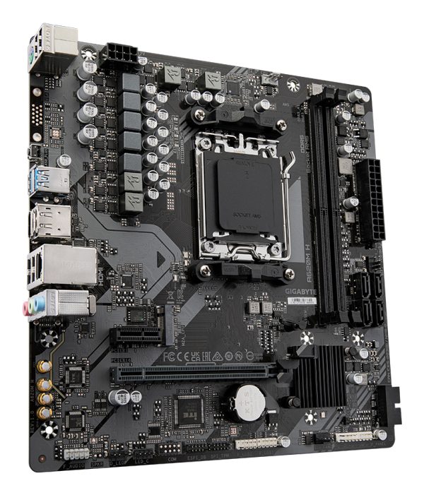 GIGABYTE A620M H Placa base - Soporta CPUs AMD Ryzen 8000, VRM digital de 5+2+2 fases, hasta 7200MHz DDR5 (OC), 1xPCIe 4.0 M.2, LAN GbE, USB 3.2 Gen 1 - Imagen 3