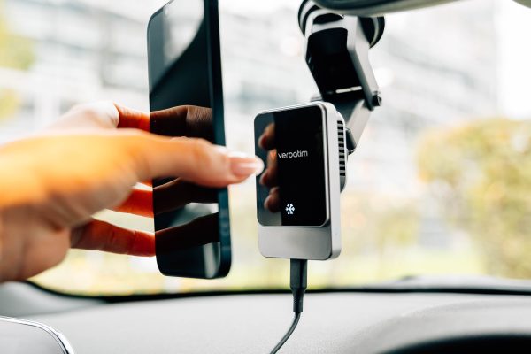 Verbatim Charge 'n' Drive Smartphone Negro USB Cargador inalámbrico Carga rápida Auto - Imagen 4