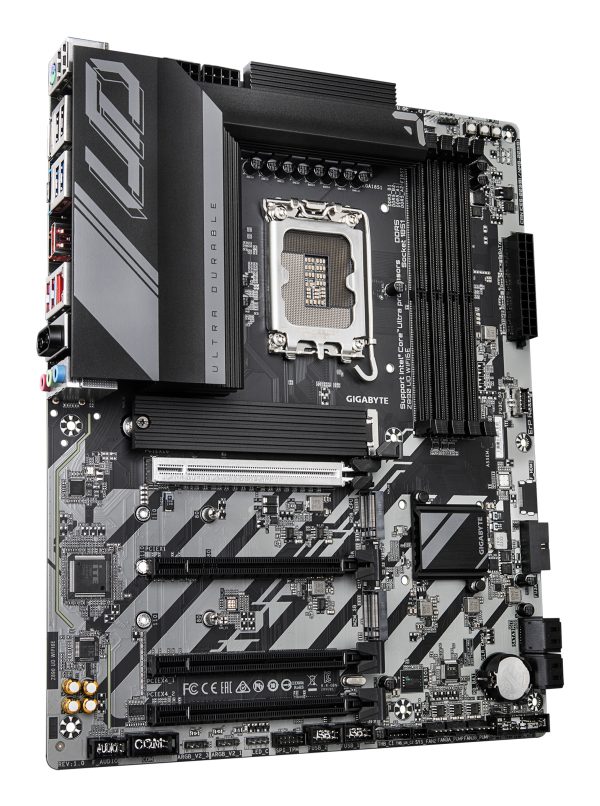 GIGABYTE Placa base Z890 UD WIFI6E - Compatible con CPUs Intel Core Ultra (Serie 2), VRM de 12+1+2 fases, hasta 8800MHz DDR5 (OC), 1xPCIe 5.0 + 2xPCIe 4.0, Wi-Fi 6E, LAN 2.5GbE, USB 4 - Imagen 3