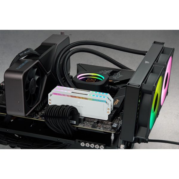 Corsair Dominator CMT32GX5M2B5600C36W módulo de memoria 32 GB 2 x 16 GB DDR5 5600 MHz - Imagen 3