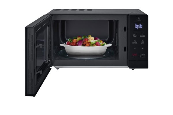 LG NeoChef MH7032JAS microondas Negro Microondas con parrilla Mostrador 30 L 900 W - Imagen 2